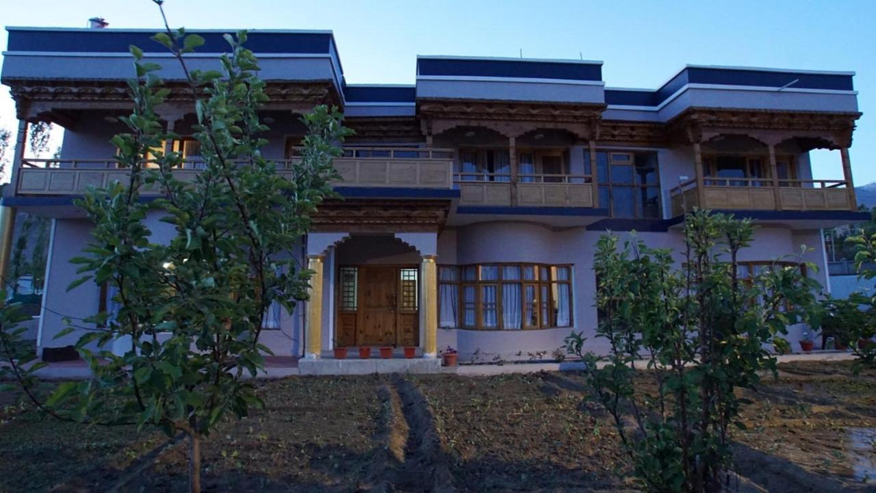 Hotel Bergo Residency - Leh Exterior photo